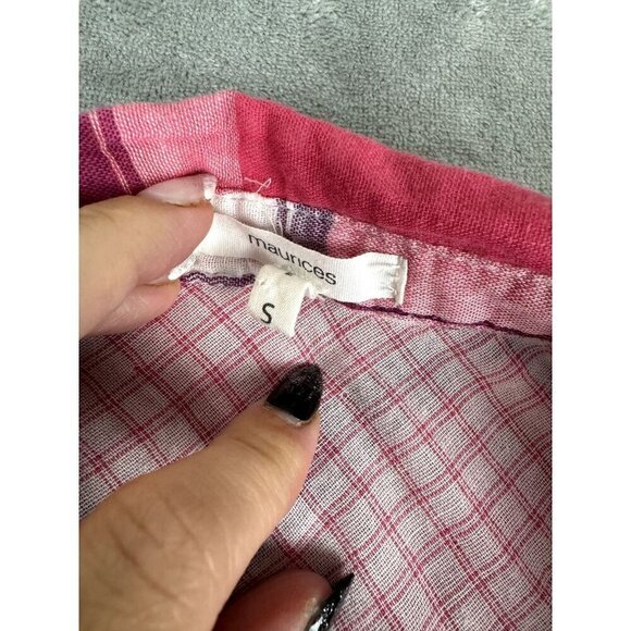 Maurices Small Pink Flannel Button Down Shirt Crochet Down Side Western Preppy - Picture 6 of 9